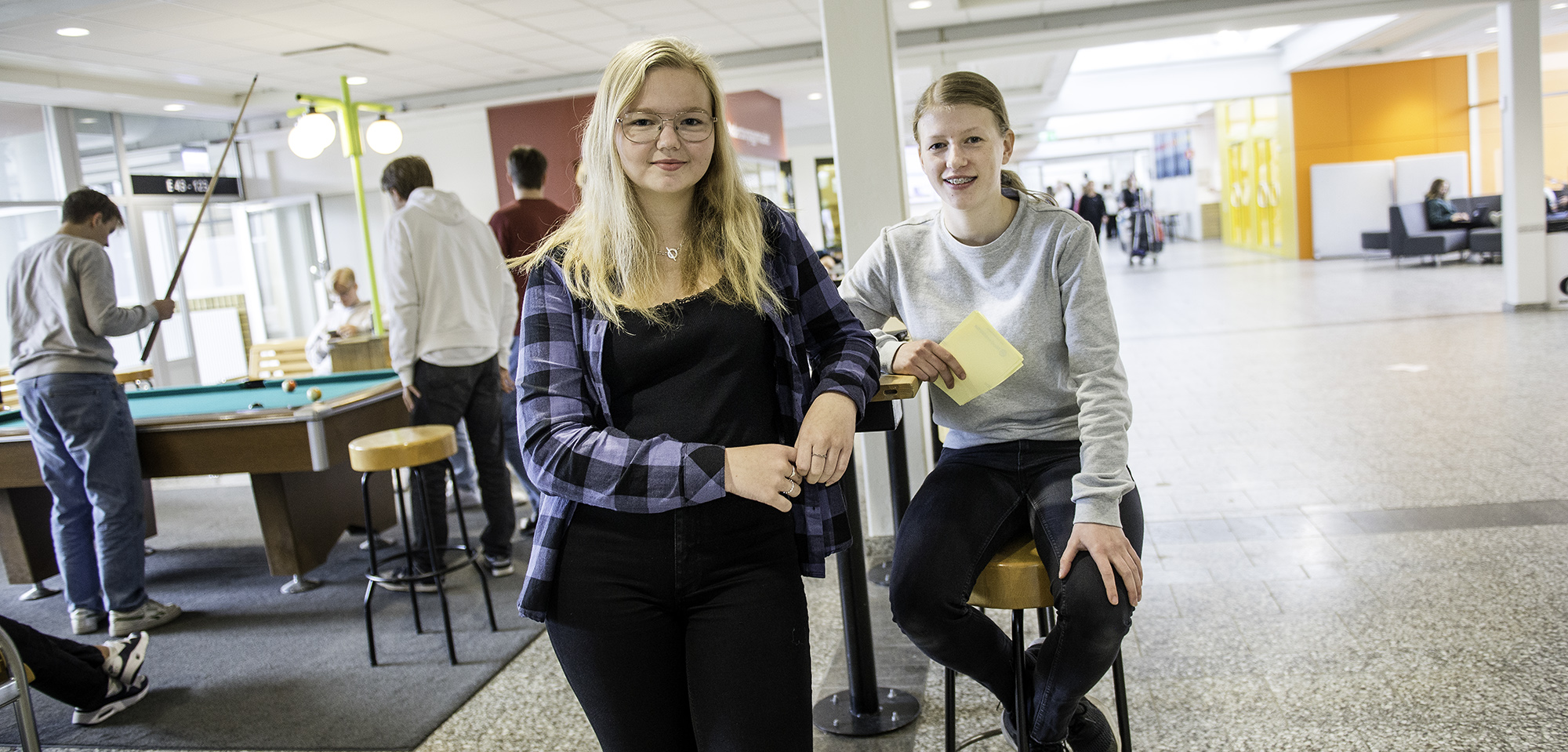 Elevernas Valdag – Julia Och Ronja Arrangerar Skolvalet På Anderstorp: ”Stort Arbete Att Ta På ...